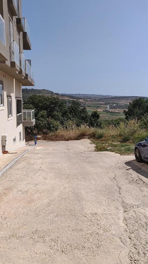 Luxury En-Suite Double. Beach-House With Sea Views Mellieħa Extérieur photo